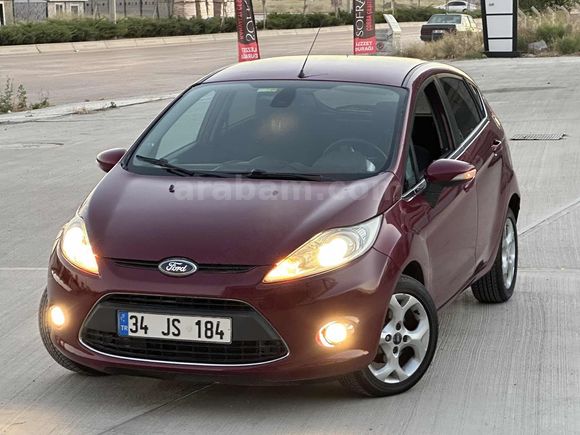 2011 FORD FİESTA 1.4 TDCİ TİTANİUM X "152" BİNDE CAM GİBİ