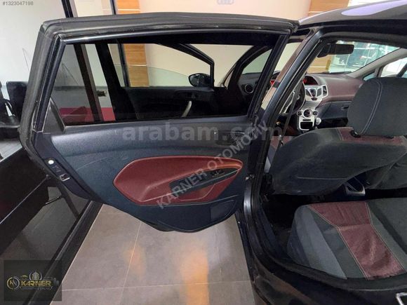 KARNER'DEN FİESTA 1,4 TDCİ TİTANYUM 2010 MODEL