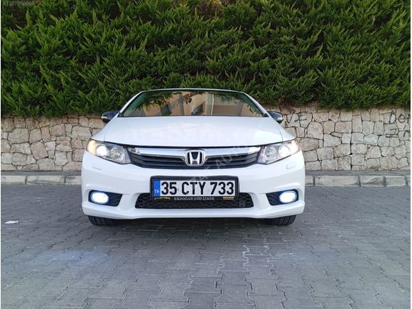 AZAT AUTO,DAN 2014 MODEL HONDA CIVIC FB7 ECO ELEGANCE