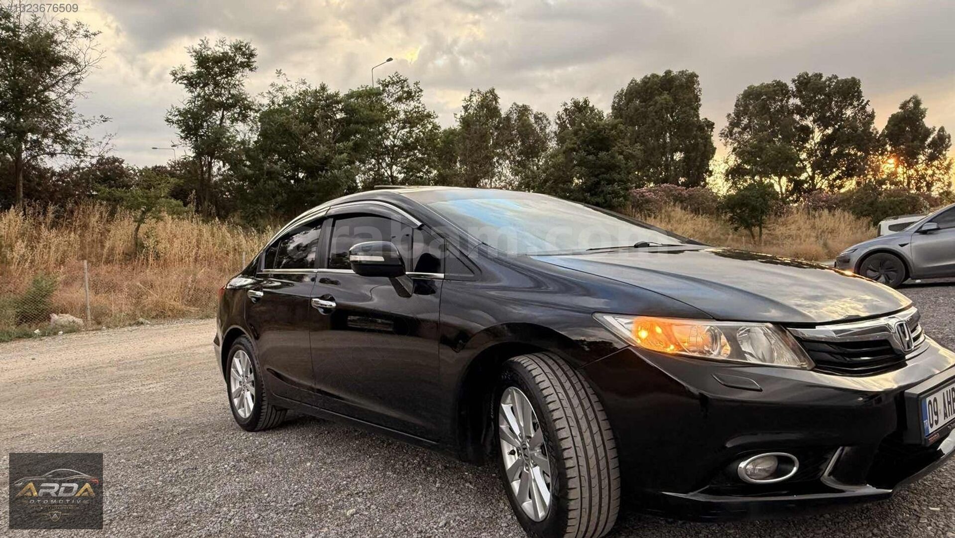 Galeriden Honda Civic 1.6i VTEC Eco Elegance 2013 Model Aydın 165.000 km Siyah 3