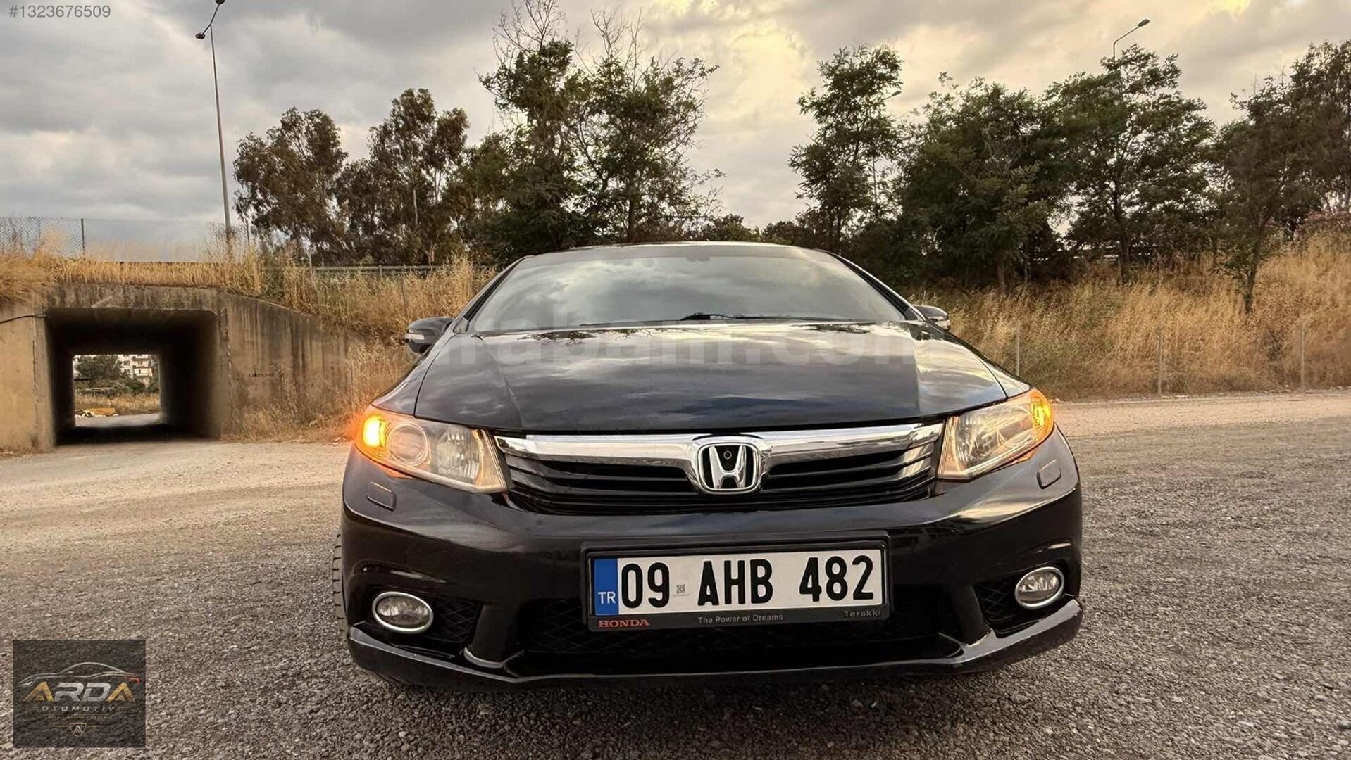 Galeriden Honda Civic 1.6i VTEC Eco Elegance 2013 Model Aydın 165.000 km Siyah 4