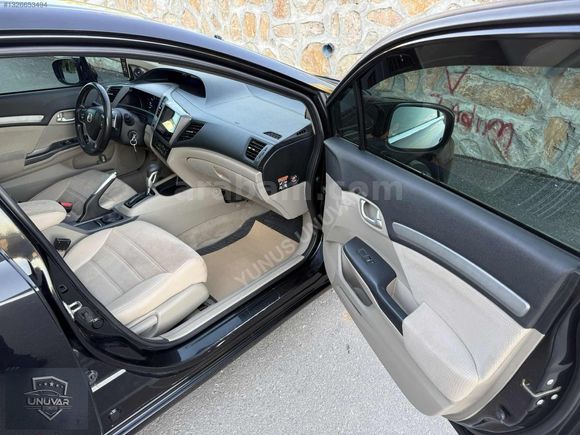 2012 MODEL 1.6 İ VTEC ECO ELEGANCE OTOMATİK 3 PARÇA BOYALI
