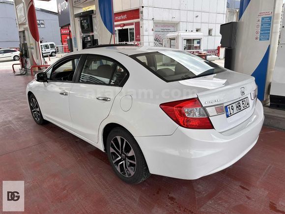 2015 162 BİN KM DE ECO ELEGANCE SUNROF