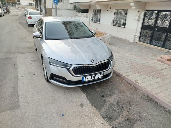 Sahibinden Skoda Octavia 1.0 e-Tec Elite 2021 Model  248.000 km Gri