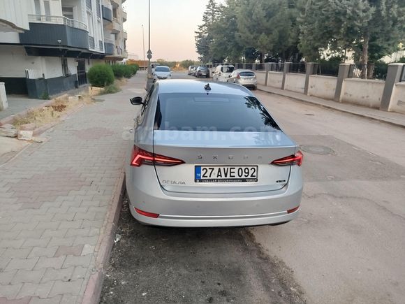Sahibinden Skoda Octavia 1.0 e-Tec Elite 2021 Model  248.000 km Gri