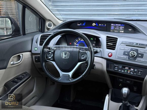 2013 HONDA CIVIC 1.6 i-VTEC ECO ELEGANCE