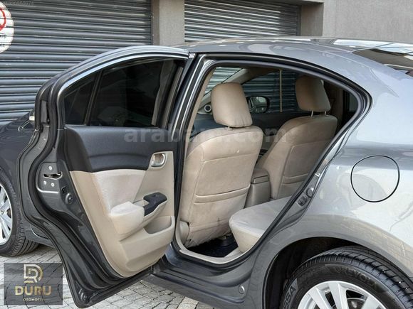 2013 HONDA CIVIC 1.6 i-VTEC ECO ELEGANCE