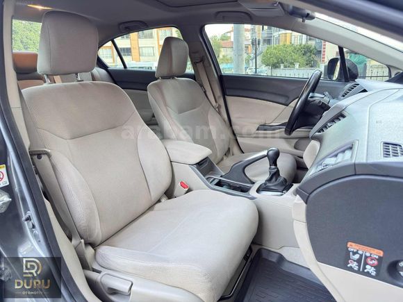 2013 HONDA CIVIC 1.6 i-VTEC ECO ELEGANCE
