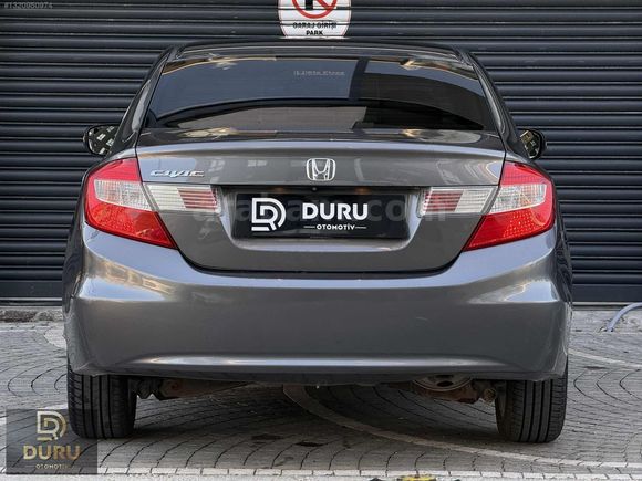 2013 HONDA CIVIC 1.6 i-VTEC ECO ELEGANCE