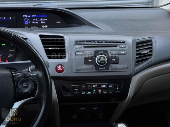 2013 HONDA CIVIC 1.6 i-VTEC ECO ELEGANCE