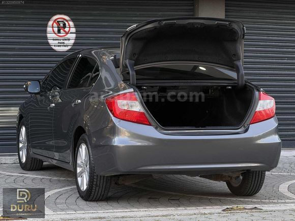 2013 HONDA CIVIC 1.6 i-VTEC ECO ELEGANCE