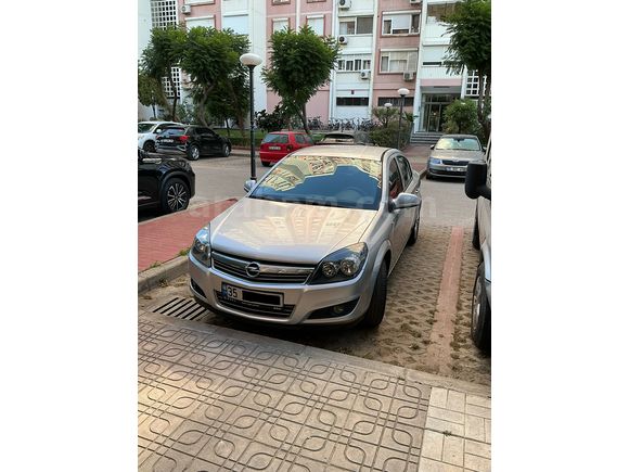 Sahibinden çok temiz az km Opel Astra 1.6 Enjoy Plus 2013