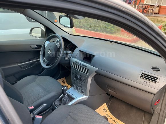Sahibinden çok temiz az km Opel Astra 1.6 Enjoy Plus 2013