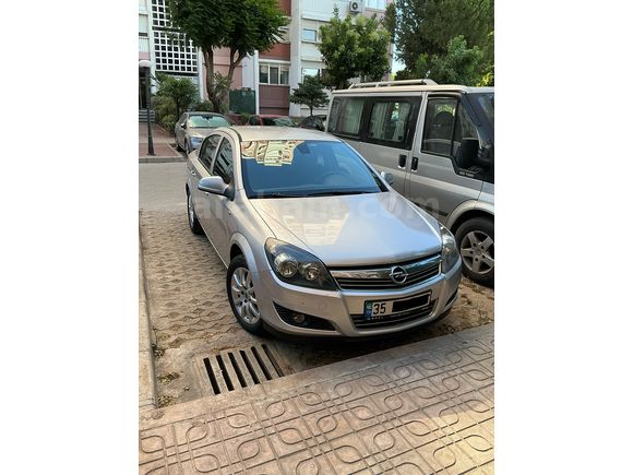 Sahibinden çok temiz az km Opel Astra 1.6 Enjoy Plus 2013