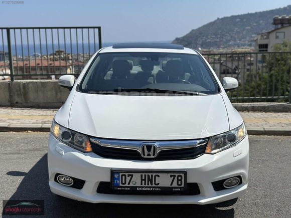 2014 MODEL ECO ELAGENCE HONDA CİVİC 154.000 KM DE LPG
