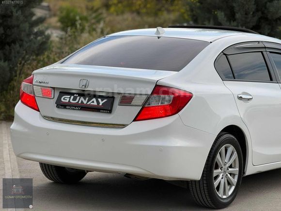 ACİL SATILIK 2012 MODEL HONDA CİVİC 1.6 ECO ELEGANCE KM 120 BİN