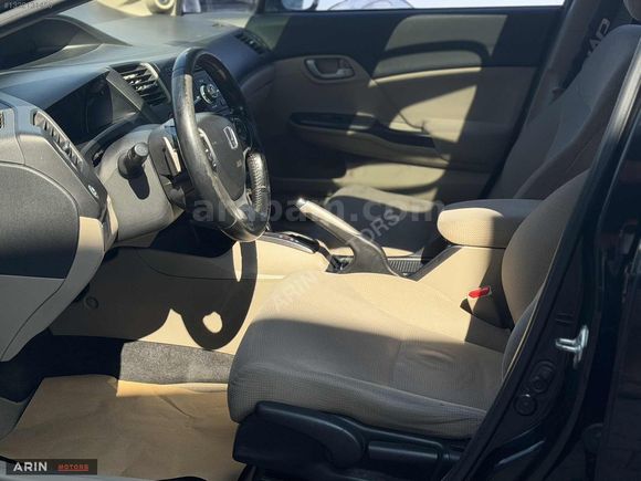 BOYASIZ CİVİC 170.000km (12 TAKSİT)