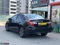 BOYASIZ CİVİC 170.000km (12 TAKSİT)