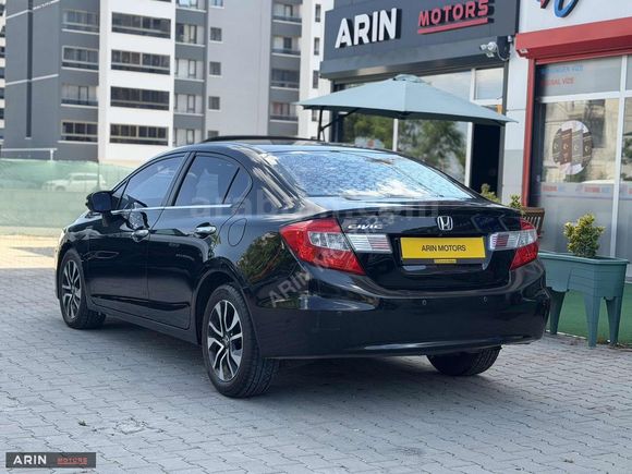 BOYASIZ CİVİC 170.000km (12 TAKSİT)