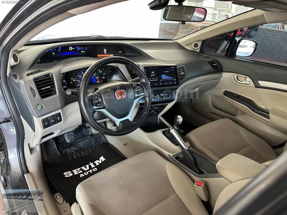 SEVİM AUTO'DAN BOYASIZ HONDA CİVİC 1.6İVTEC ECO ELEGANCE MANUEL