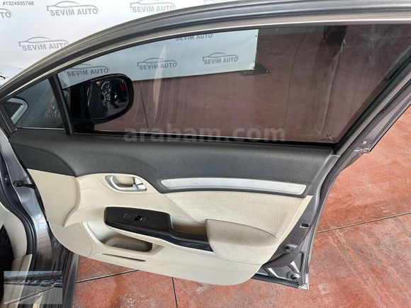 SEVİM AUTO'DAN BOYASIZ HONDA CİVİC 1.6İVTEC ECO ELEGANCE MANUEL