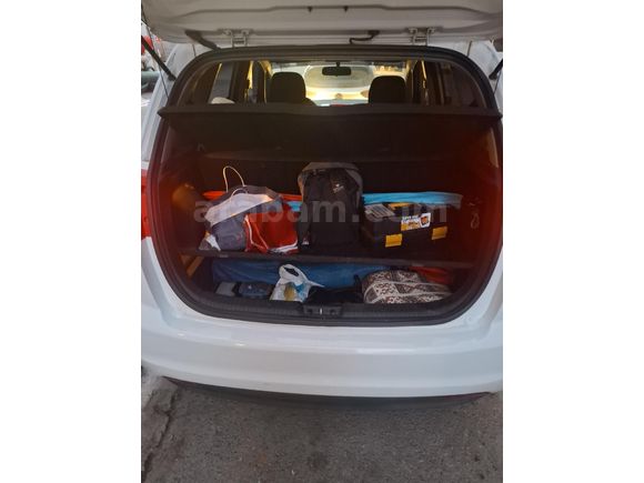 Sahibinden Kia Venga 1.4 CRDi Active 2011 Model  317.500 km Beyaz