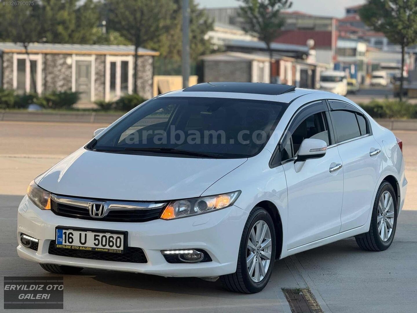 Galeriden Honda Civic 1.6i VTEC Eco Elegance 2013 Model Ankara 134.000 km Beyaz 2