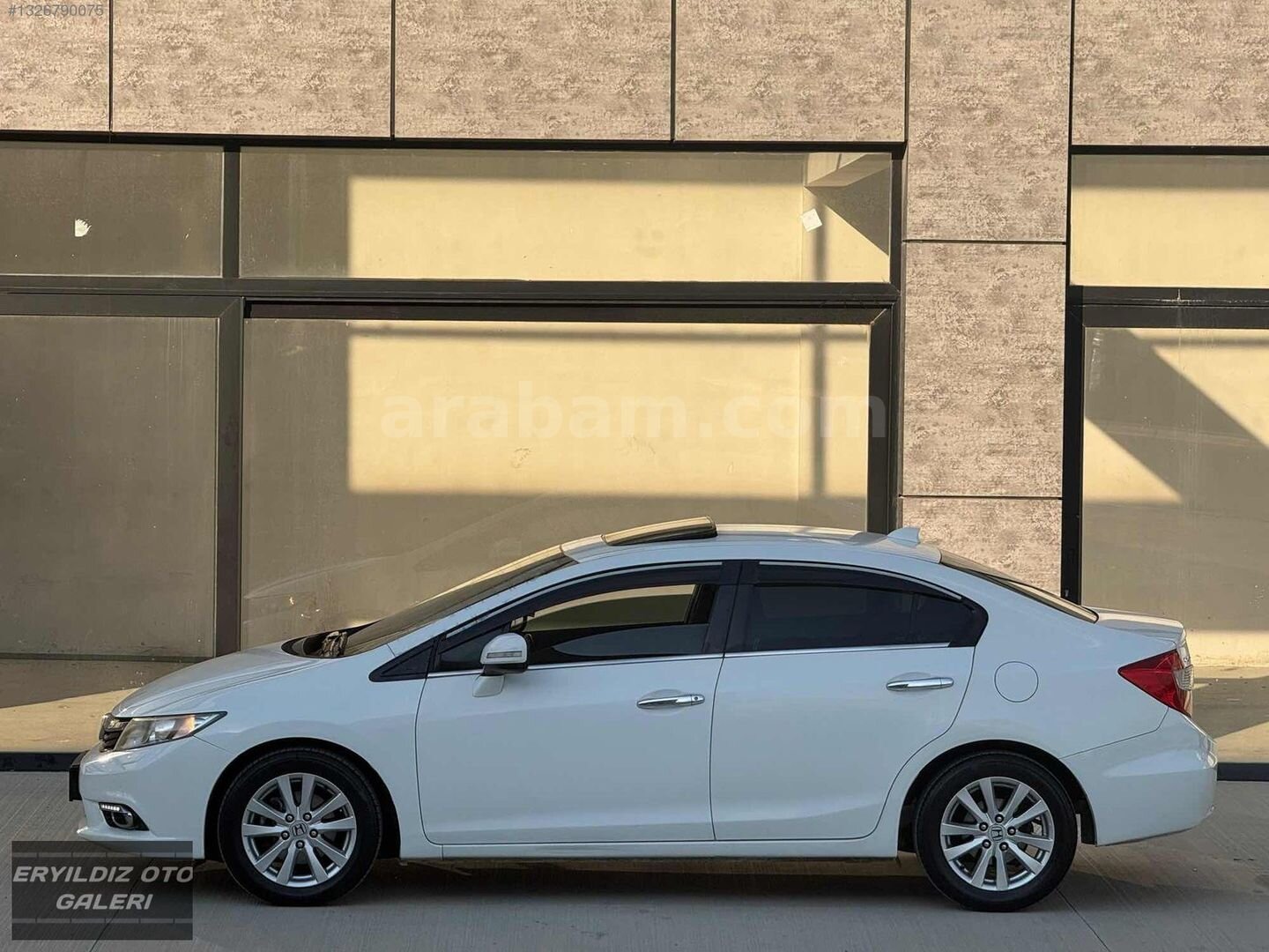 Galeriden Honda Civic 1.6i VTEC Eco Elegance 2013 Model Ankara 134.000 km Beyaz 6