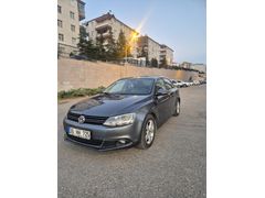 Sahibinden Volkswagen Otomatik Jetta 1.6 TDi Highline 2013 Model