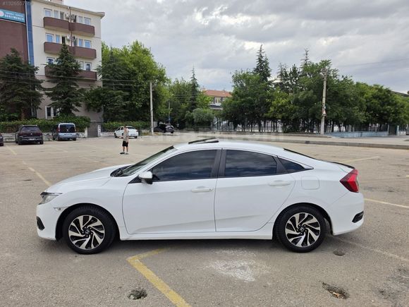 2.SAHIBINDEN 2017 HONDA 1.6 ECO ELEGANCE HATASIZ 165 BIN KM