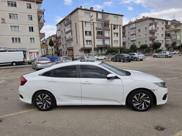 2.SAHIBINDEN 2017 HONDA 1.6 ECO ELEGANCE HATASIZ 165 BIN KM