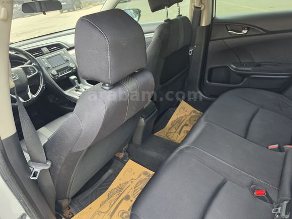2.SAHIBINDEN 2017 HONDA 1.6 ECO ELEGANCE HATASIZ 165 BIN KM