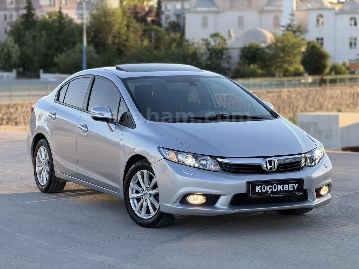 Galeriden Honda Civic 1.6i VTEC Eco Elegance 2014 Model Ankara 118.000 km Gri 3