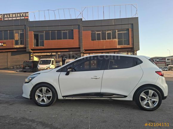 YLD AUTO'DAN 2014 RENAULT CLIO 1.5 DCİ OTOMATİK BAKIMLI