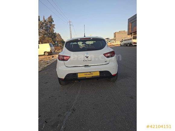 YLD AUTO'DAN 2014 RENAULT CLIO 1.5 DCİ OTOMATİK BAKIMLI