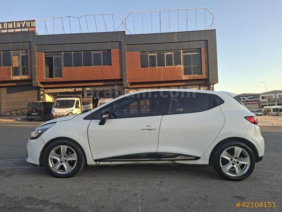 YLD AUTO'DAN 2014 RENAULT CLIO 1.5 DCİ OTOMATİK BAKIMLI
