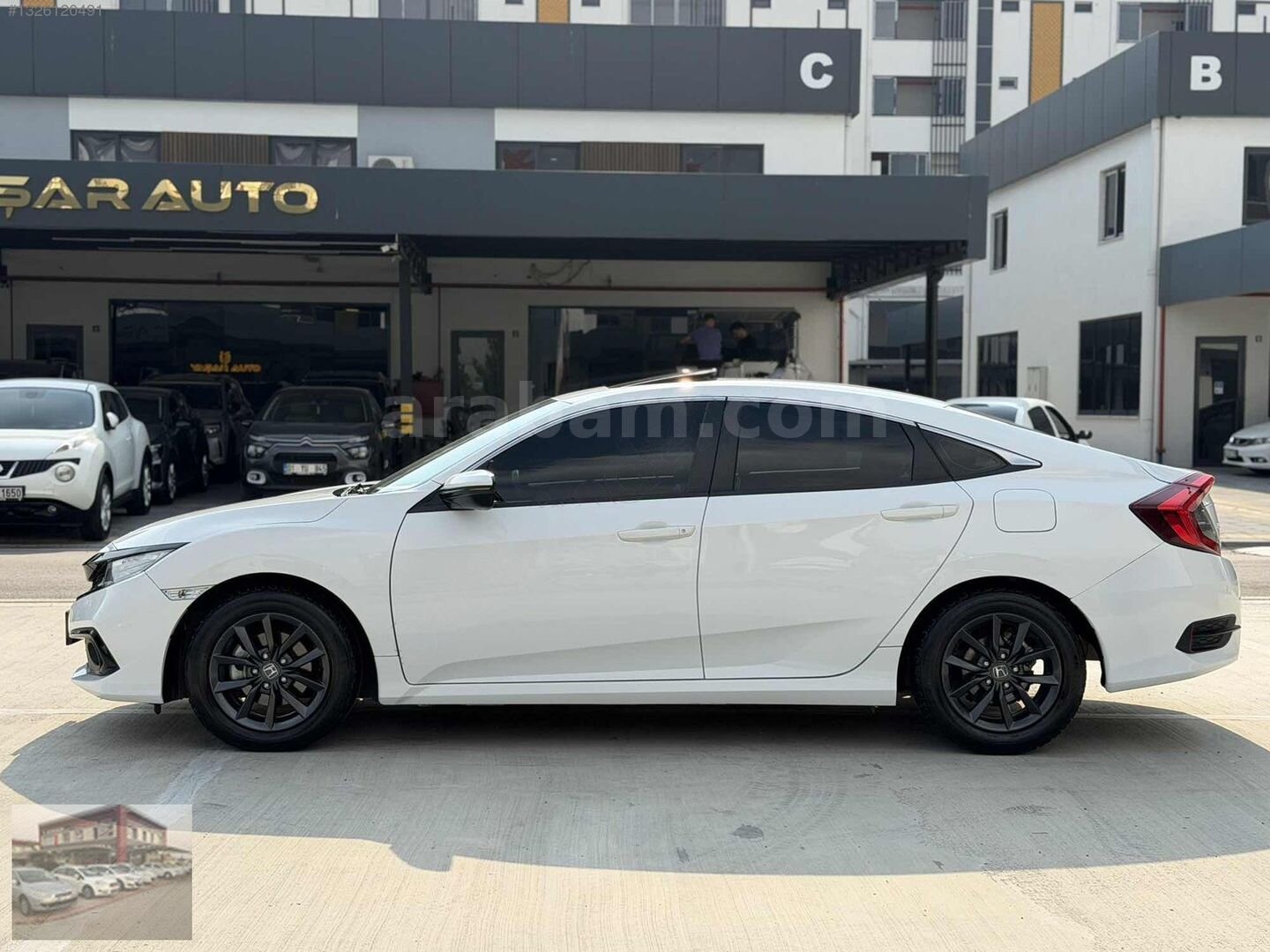 Galeriden Honda Civic 1.6i VTEC Eco Elegance 2019 Model Adana 72.000 km Beyaz 3