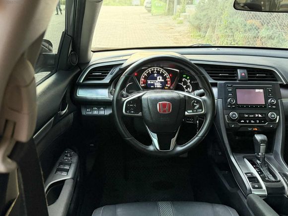 ÖZTÜRK'TEN HONDA CİVİC ECO ELEGANCE 1.6iVTEC