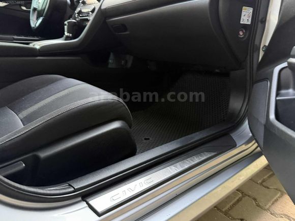ÖZTÜRK'TEN HONDA CİVİC ECO ELEGANCE 1.6iVTEC