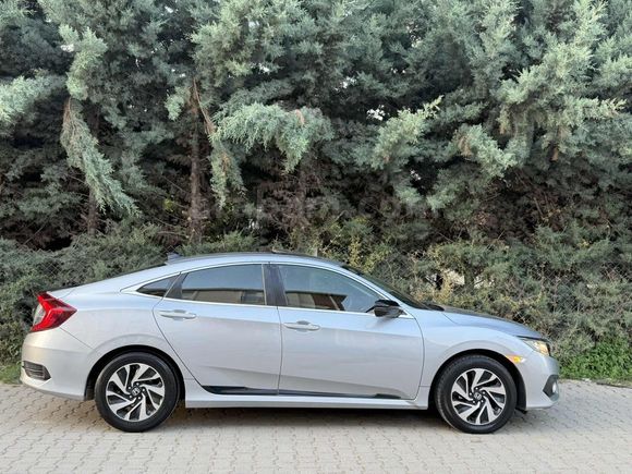 ÖZTÜRK'TEN HONDA CİVİC ECO ELEGANCE 1.6iVTEC