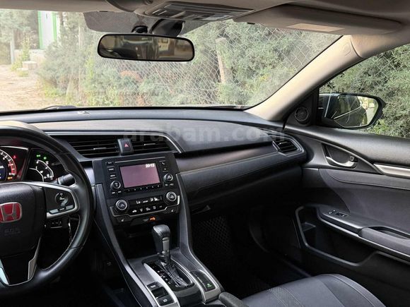 ÖZTÜRK'TEN HONDA CİVİC ECO ELEGANCE 1.6iVTEC