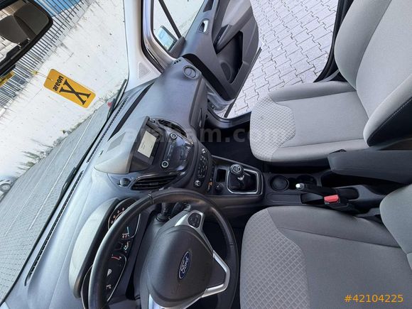 2021 MODEL HATASİZ OTOMOBİL RUHSATLİ 35 BİN KM GERİ GORUSLU