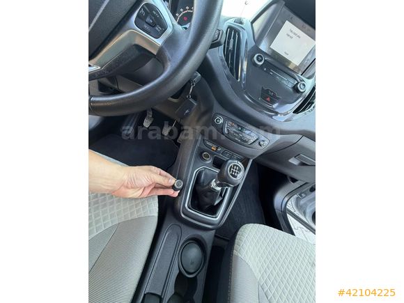2021 MODEL HATASİZ OTOMOBİL RUHSATLİ 35 BİN KM GERİ GORUSLU