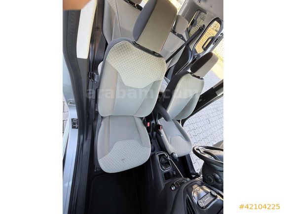 2021 MODEL HATASİZ OTOMOBİL RUHSATLİ 35 BİN KM GERİ GORUSLU