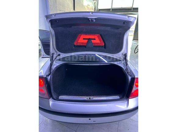 Sahibinden Volkswagen Passat 1.6 2004 Model