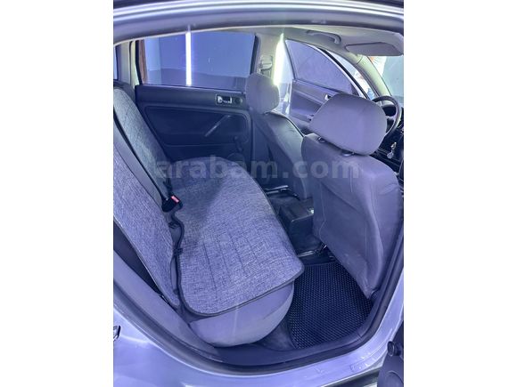 Sahibinden Volkswagen Passat 1.6 2004 Model
