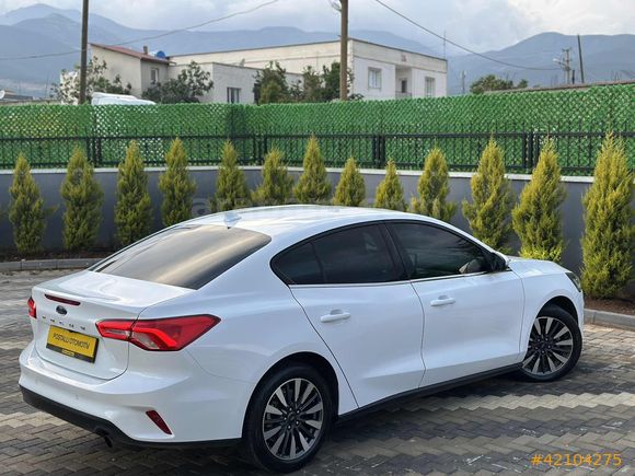 2025 FOCUS 1.5 ECOBLUE TİTANYUMX BOYASIZ ÇİZİKSİZ 38 BİN KM