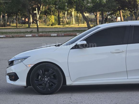 93BİN KM/HATASIZ/DEĞİŞENSİZ/OTOMATİK/CİVİC/ECO ELEGANCE
