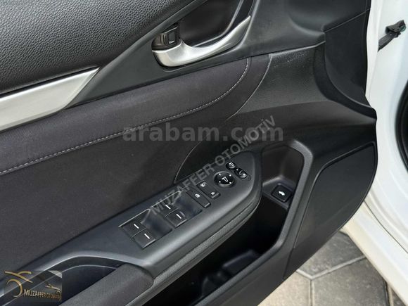 BOYASIZ 2017 HONDA CIVIC 1.6i VTEC ECO ELEGANCE / FAB.LPG