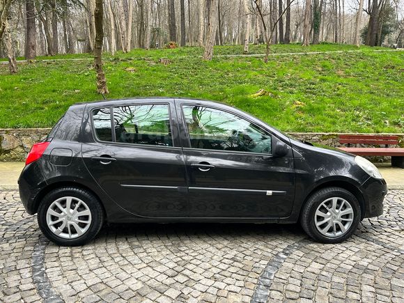 Sahibinden Renault Clio 1.2 Authentique 2009 Model 